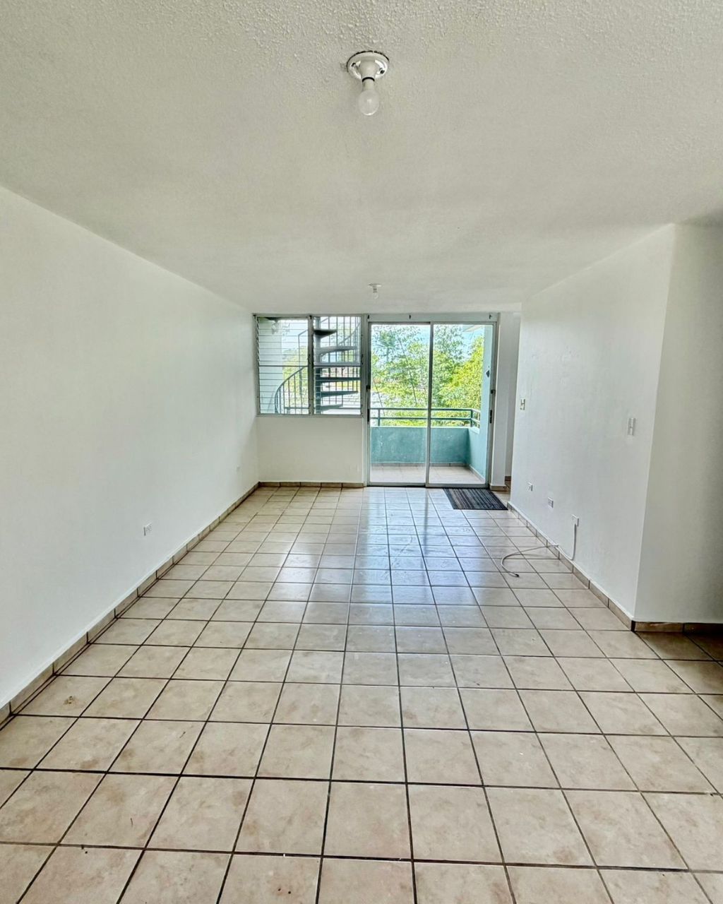 Western Lake Village Mayaguez 00680 PR