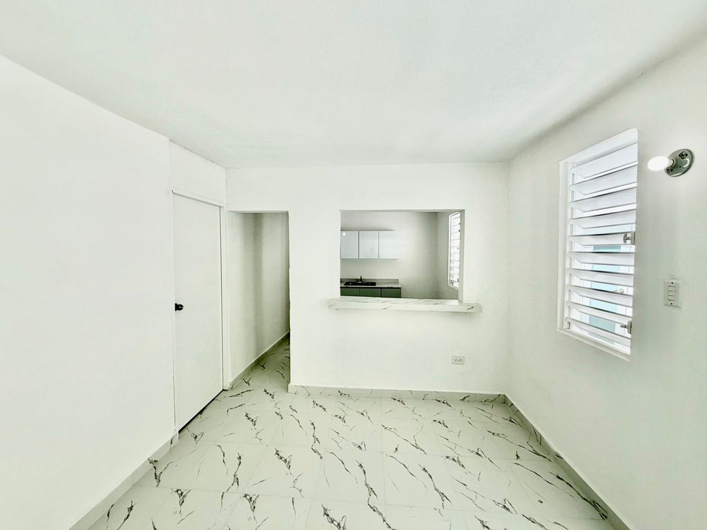 Barrio Amelia Guaynabo 00934 PR
