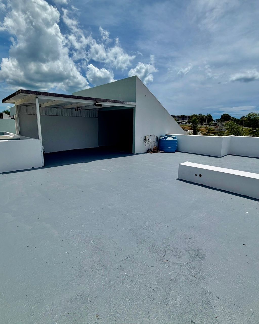 Western Lake Village Mayaguez 00680 PR