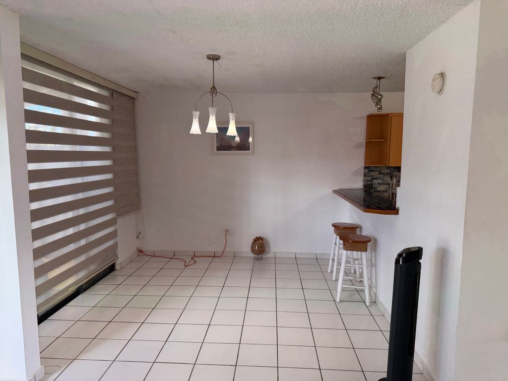 304, Tivoli, Villas De Tivoli Guaynabo 00969 PR