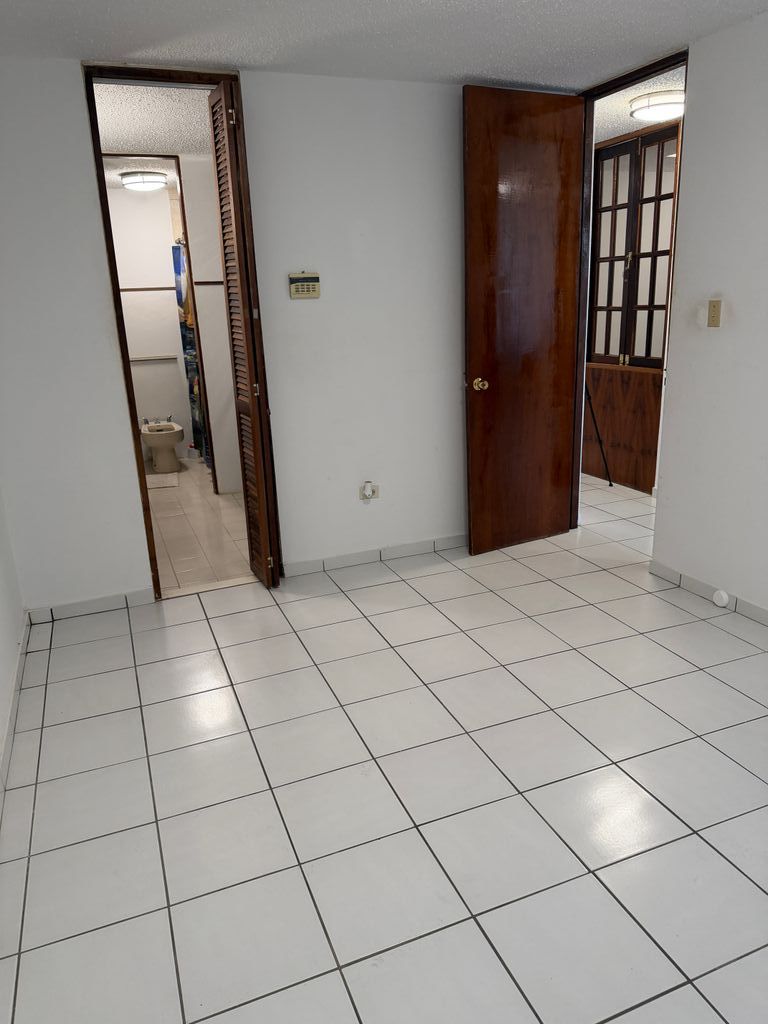 304, Tivoli, Villas De Tivoli Guaynabo 00969 PR