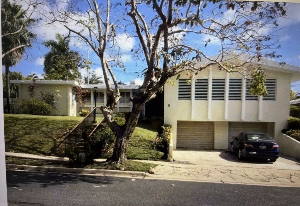 GA 19, Calle Paseo Del Parque, Urb. Garden Hills Sur, Guaynabo - 1