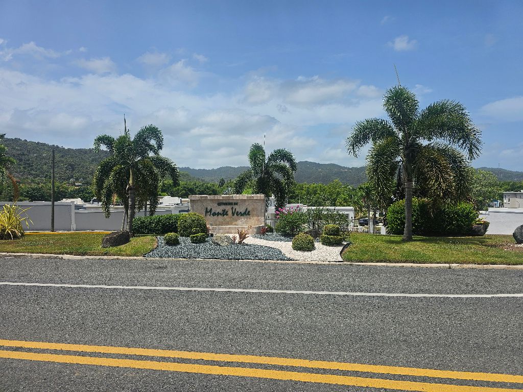 #31, Urb Estancias De Monte Verde, Gurabo - 5