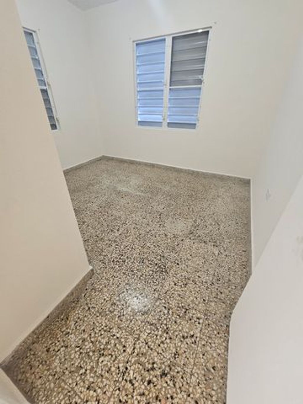 Urb Bunker, 427 Calle Costa Rica Caguas 00725 PR