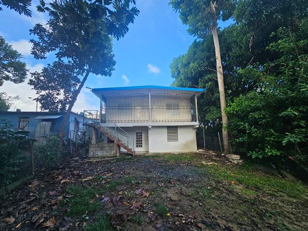 Urb Bunker, 427 Calle Costa Rica Caguas 00725 PR